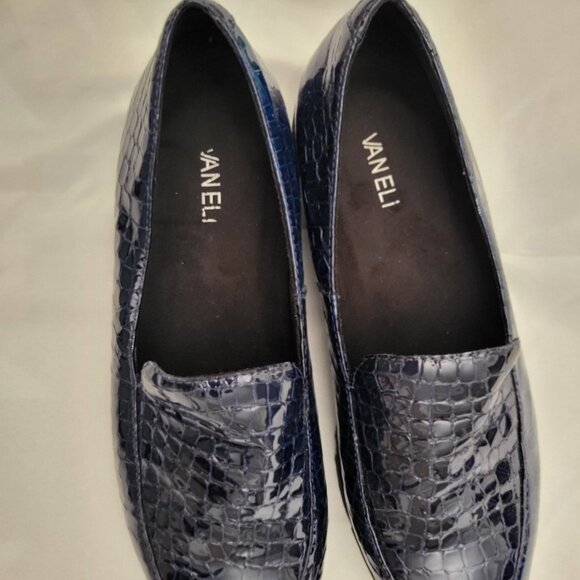 Vaneli Patent Leather Shoes Blue, Size 12 - Picture 2 of 5